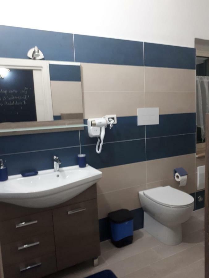 B&B La Collina Dei Poeti 卡坦扎罗 外观 照片
