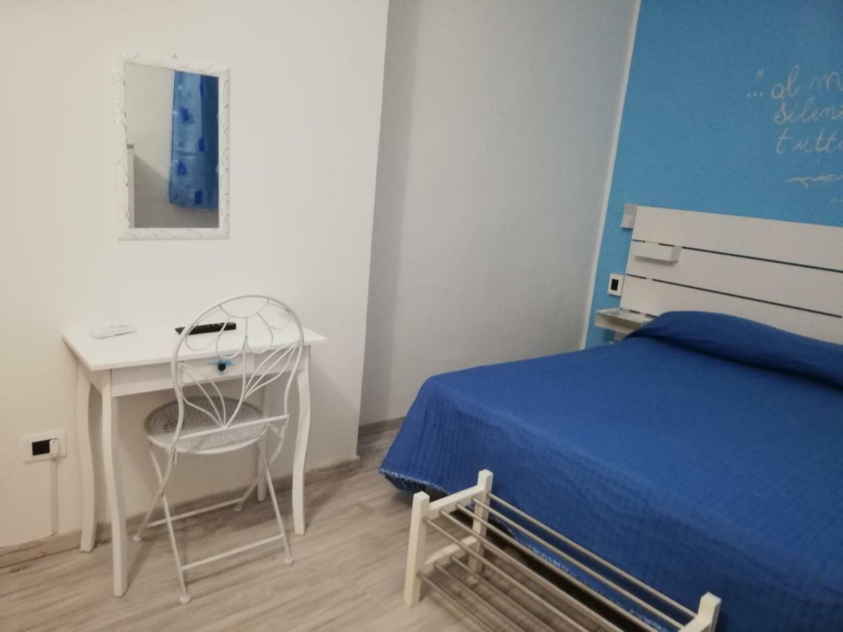 B&B La Collina Dei Poeti 卡坦扎罗 外观 照片
